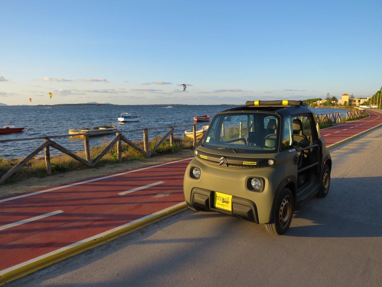 Citroën Ami Buggy: il divertimento prosegue anche sullo sterrato