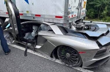 Lamborghini Aventador