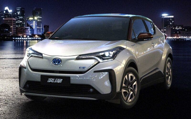 Toyota C-HR elettrica