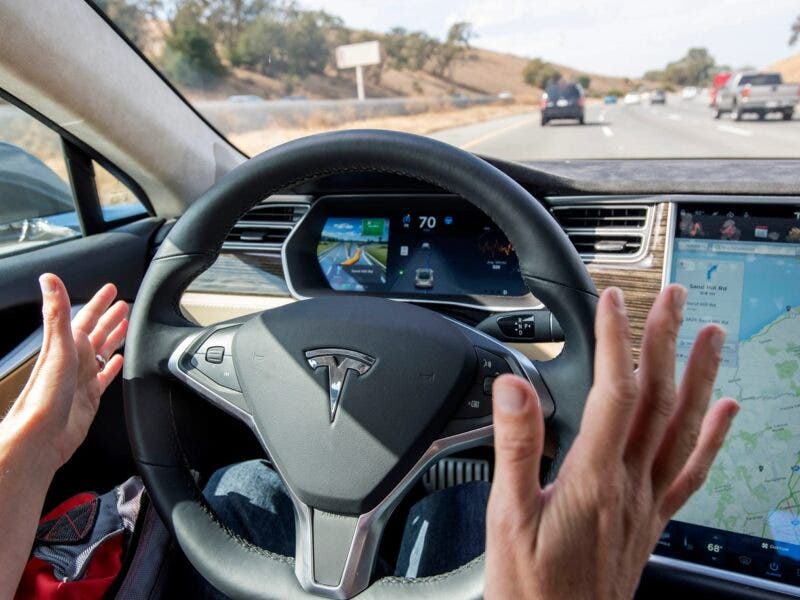 Autopilot Tesla