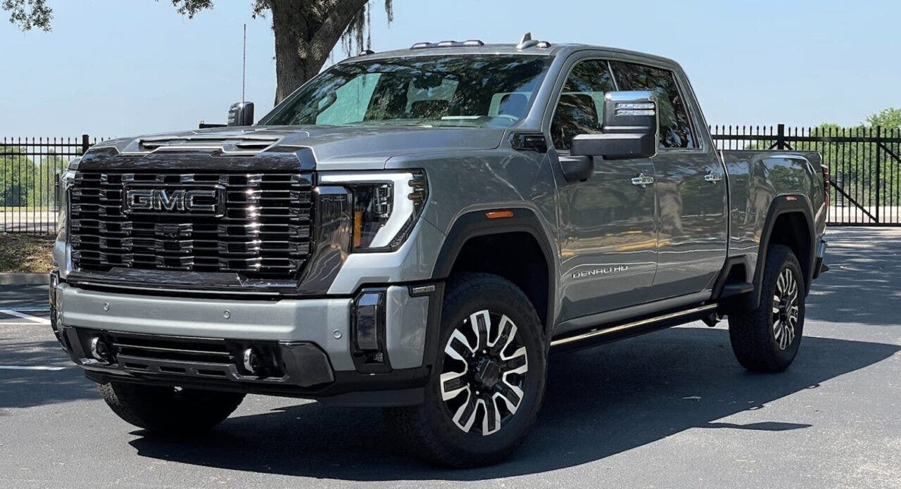 GMC 2500HD grey