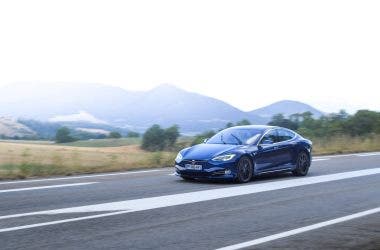 2020-tesla-model-s