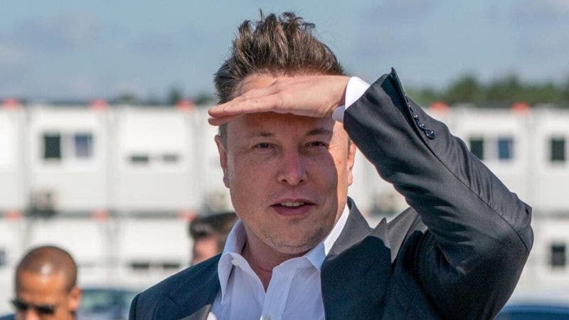 Tesla, le promesse si infrangono sulla realtà