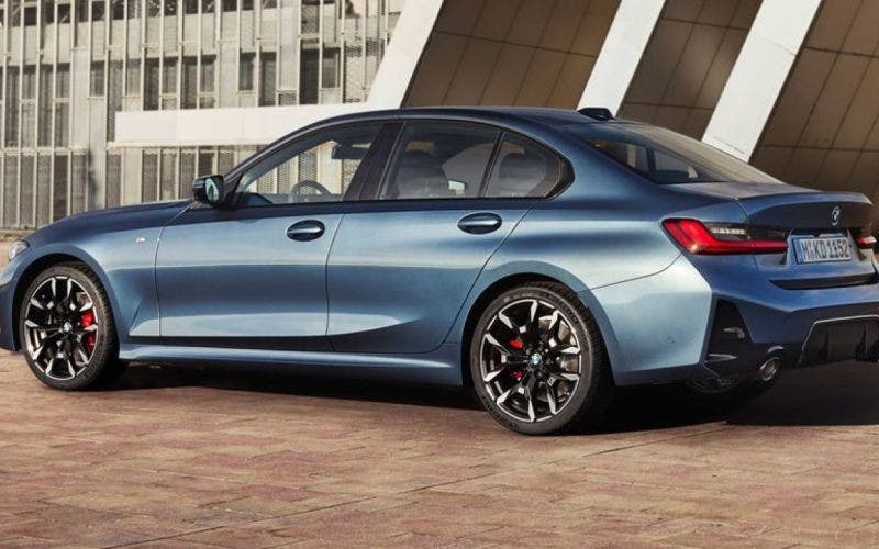 BMW Serie 3, per il 2025