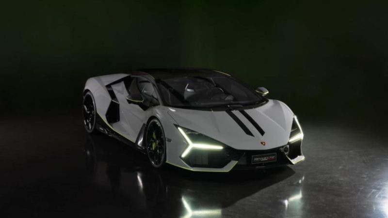 lamborghini revuelto 2024