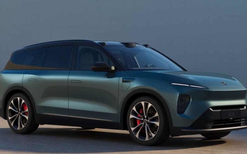 Nio EL8, il SUV cinese all'avanguardia