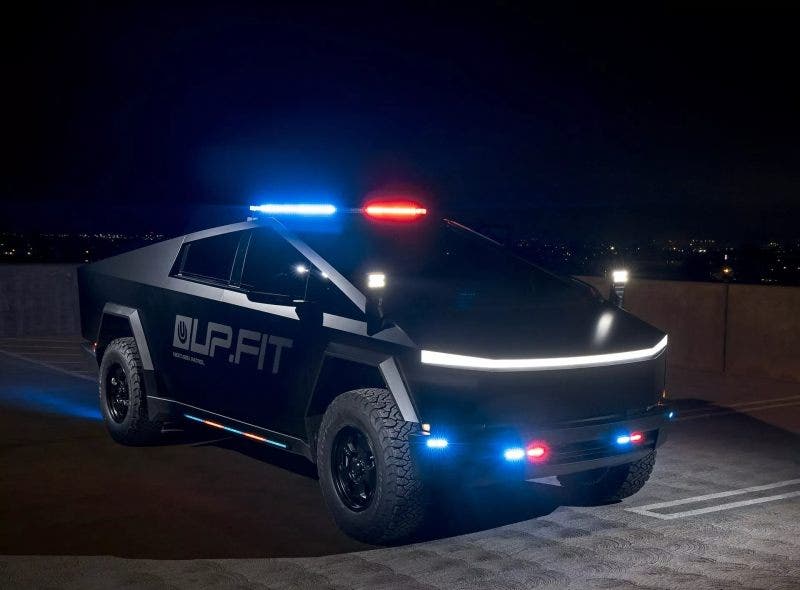 Tesla Cybertruck Polizia