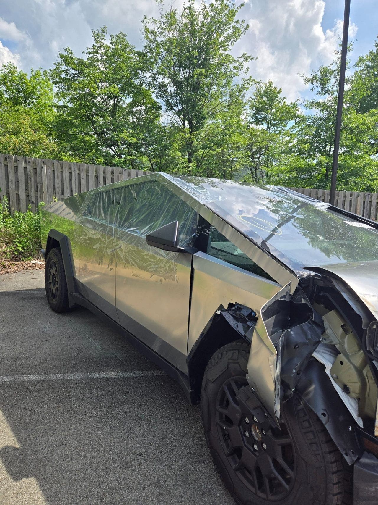 Tesla Cybertruck incidente