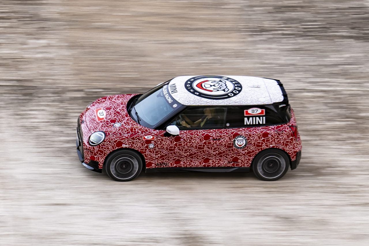 nuova Mini JCW elettrica