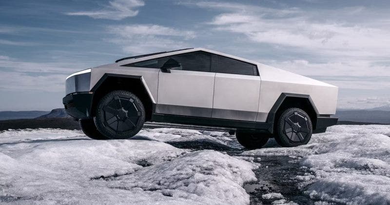 Sostituzione motore Tesla Cybertruck