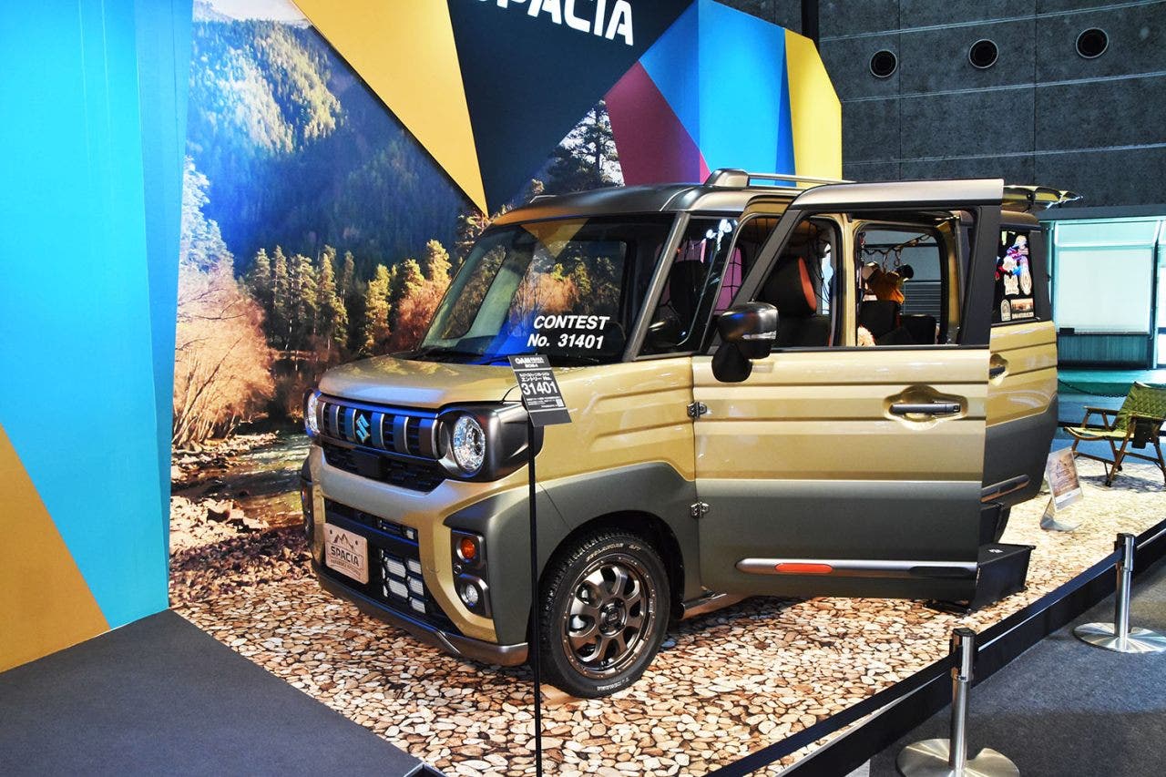 Suzuki Spacia Gear, la kei car rinnovata