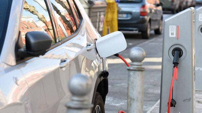 Un grande fornitore europeo dubita del futuro dei veicoli elettrici