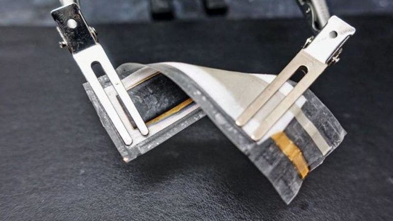 Batterie flessibili, l'innovazione per difenderle meglio dai danni