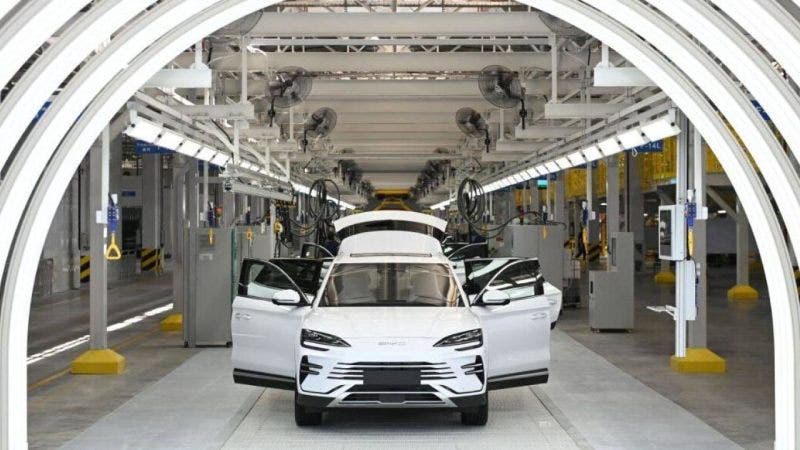 Tesla potrebbe essere superata dal colosso cinese BYD