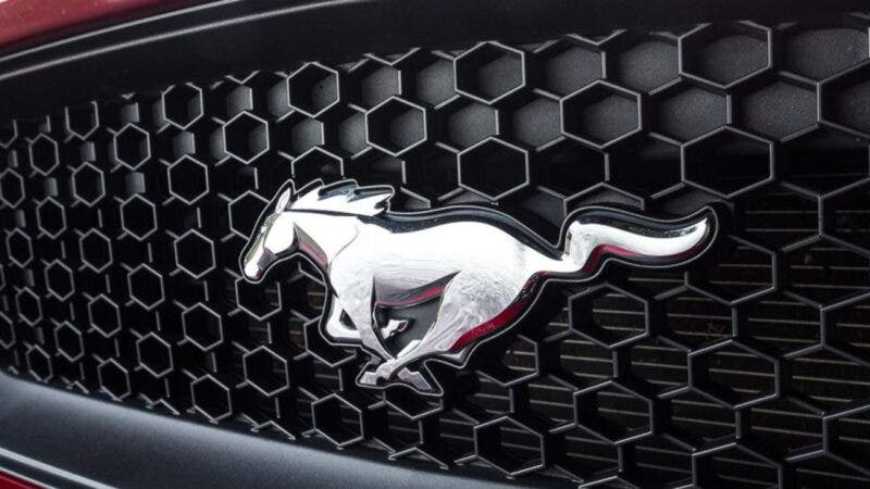 logo mustang