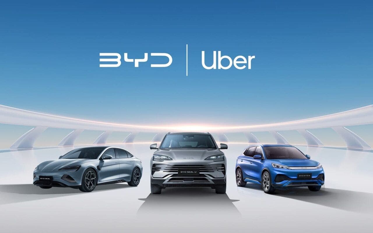 Uber collabora con BYD