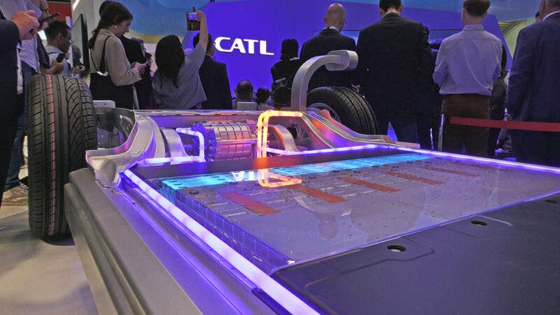 CATL, prima piattaforma per veicoli elettrici