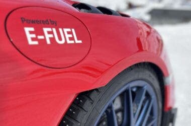 Porsche con e-fuel