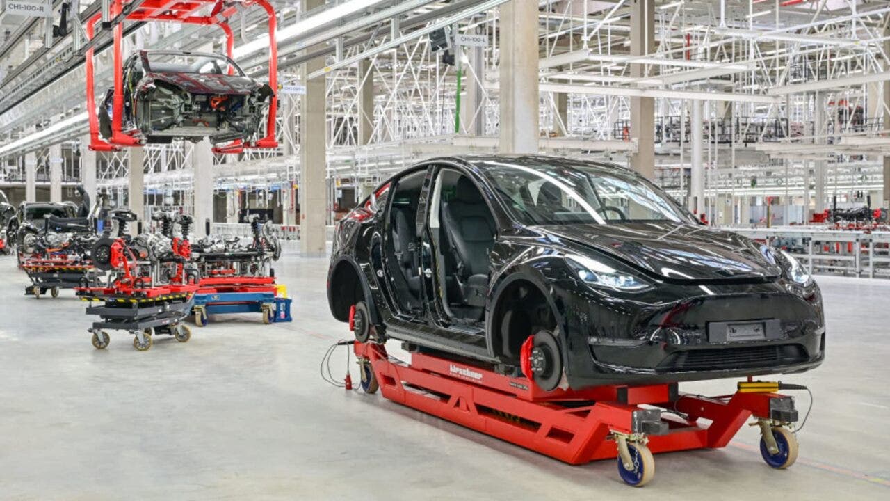 gigafactory Tesla in germania