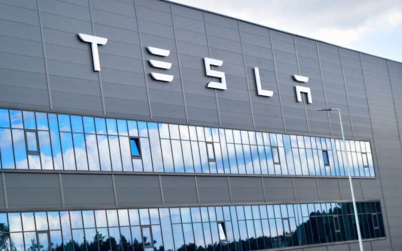 gigafactory Tesla in germania