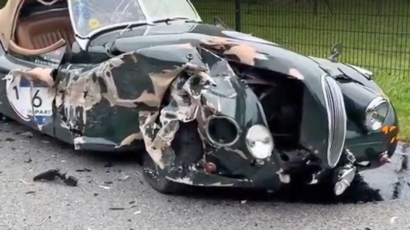 Jaguar XK120, l'incidente