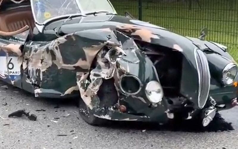 Jaguar XK120, l'incidente