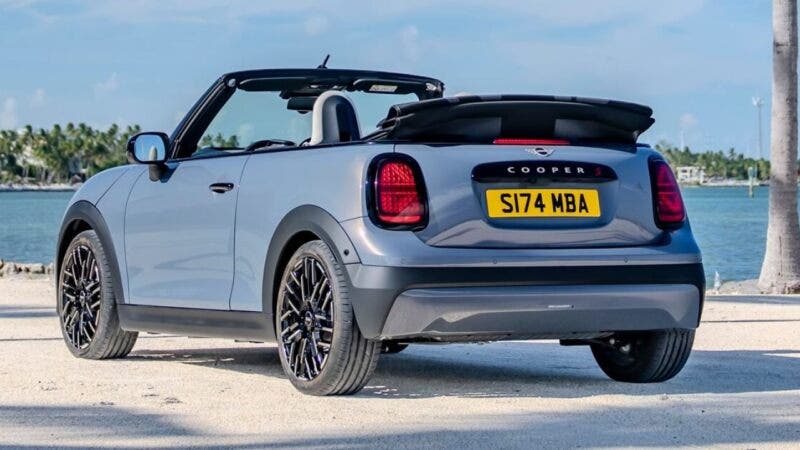 mini cabrio - convertible 2024