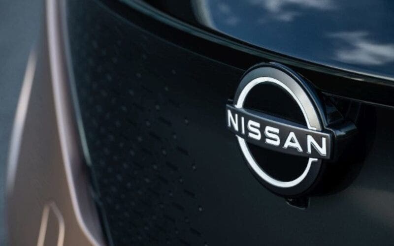 nuovo logo nissan