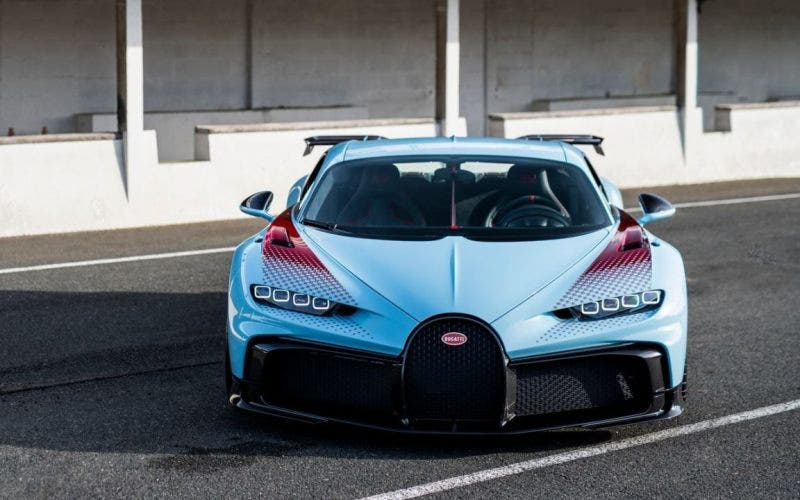 bugatti chiron pur sport