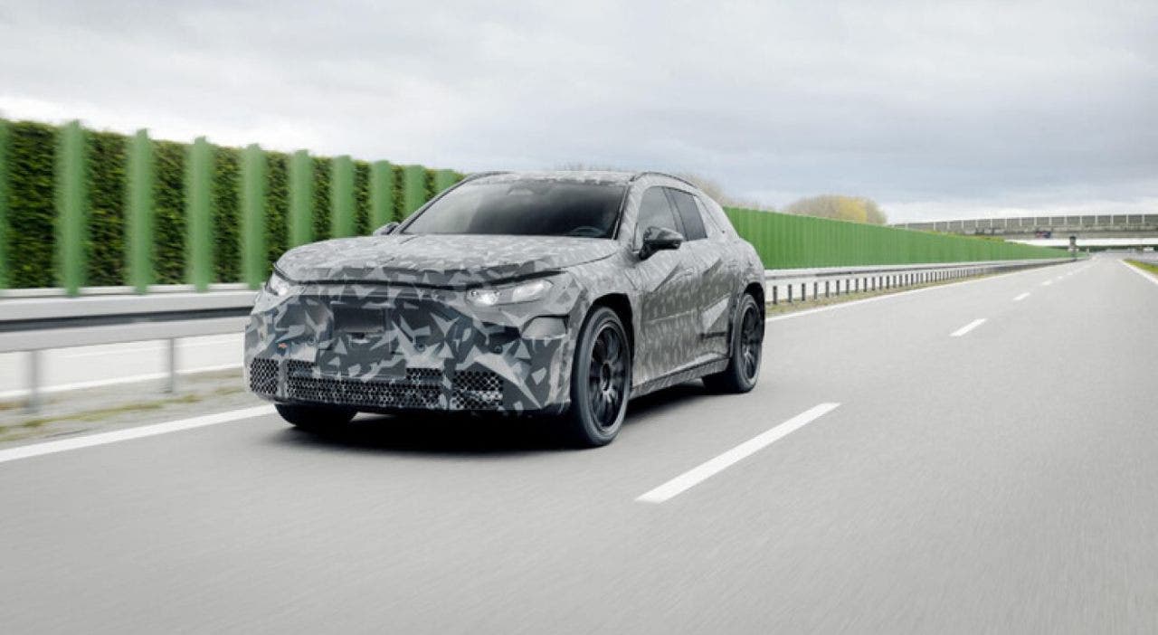 mercedes-amg suv elettrico in test