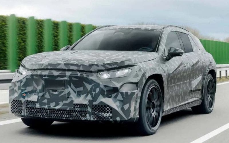 mercedes-amg suv elettrico in test