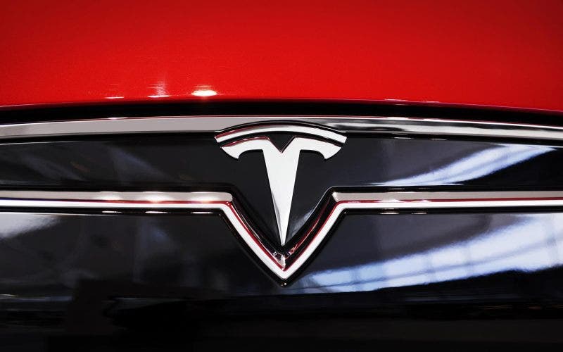 logo tesla