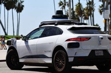 waymo veicoli a guida autonoma