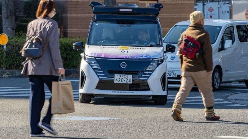 nissan, guida autonoma