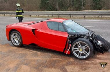 Ferrari Enzo German Highway accident