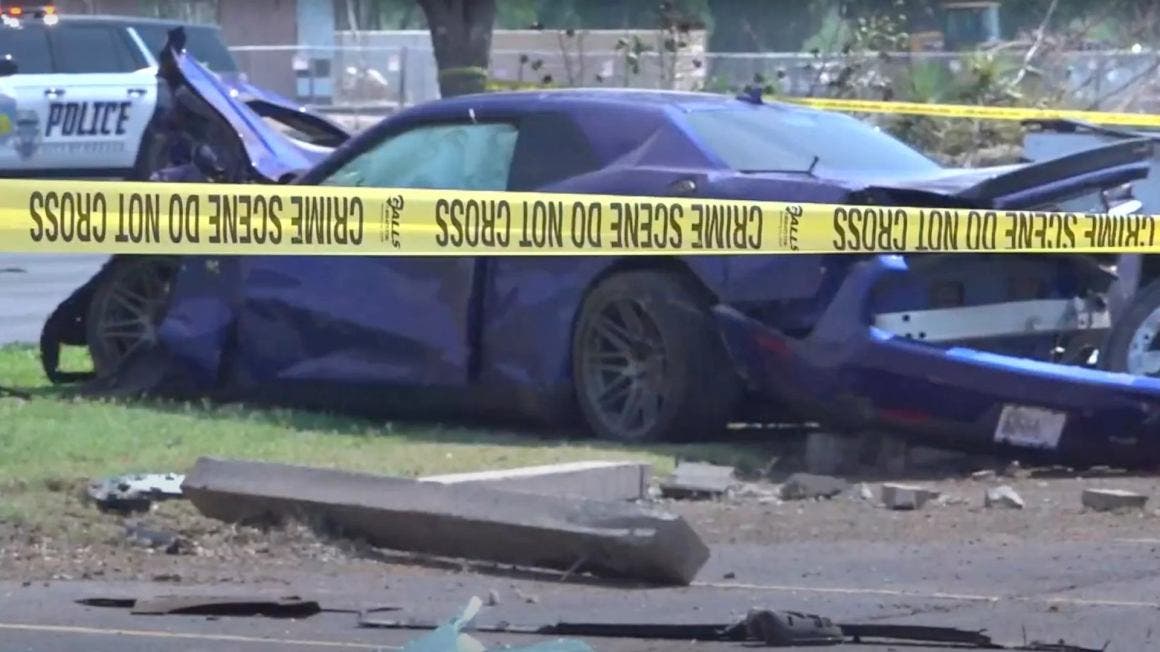 Dodge Challenger Crash