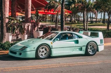 Ferrari F40 Mint green