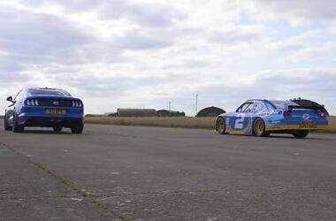 Drag Race Dodge Nascar Ford Mustang