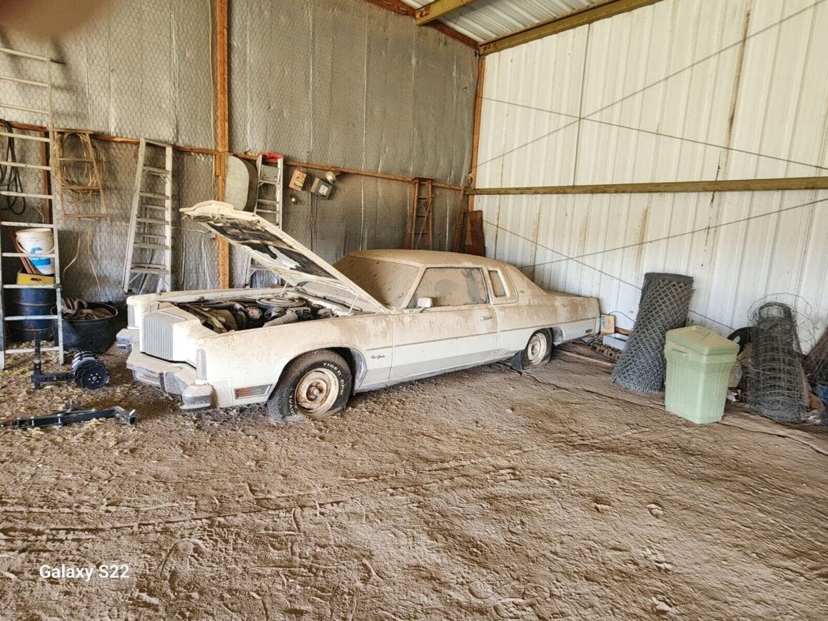 Chrysler New Yorker Brougham