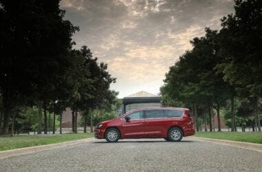 2025 Chrysler Grand Caravan