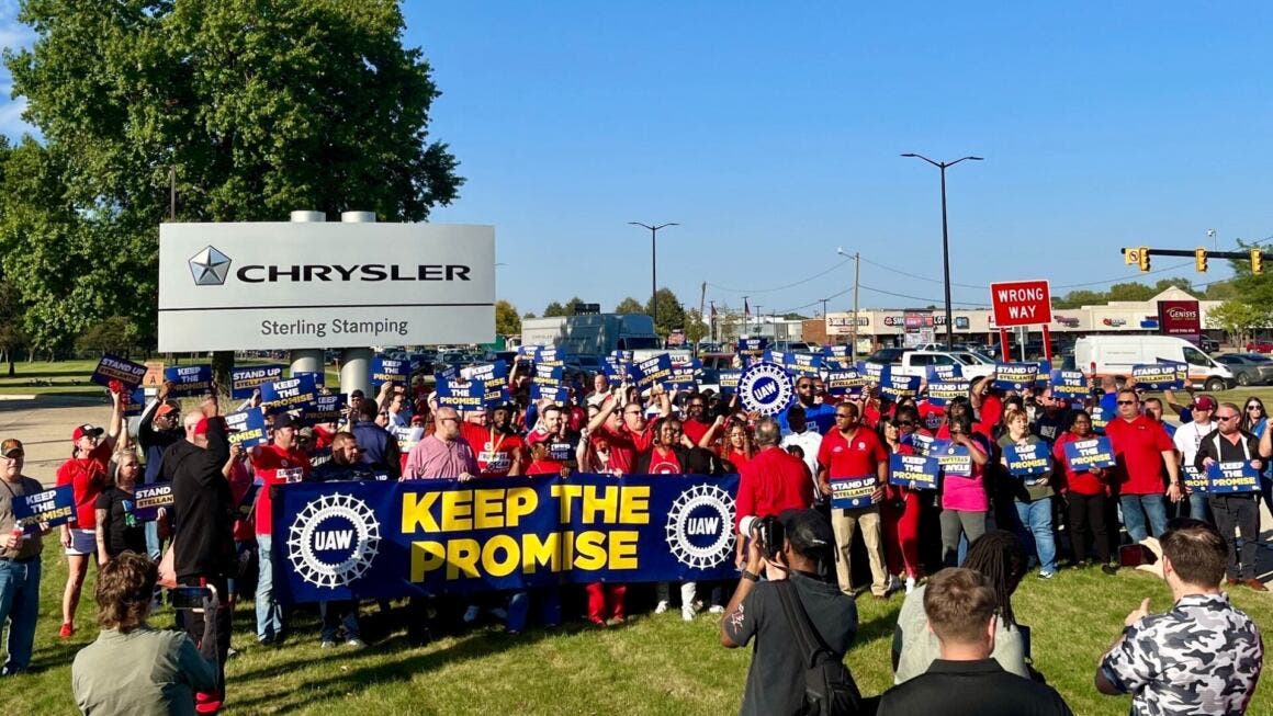 UAW Sterling Heights rallies