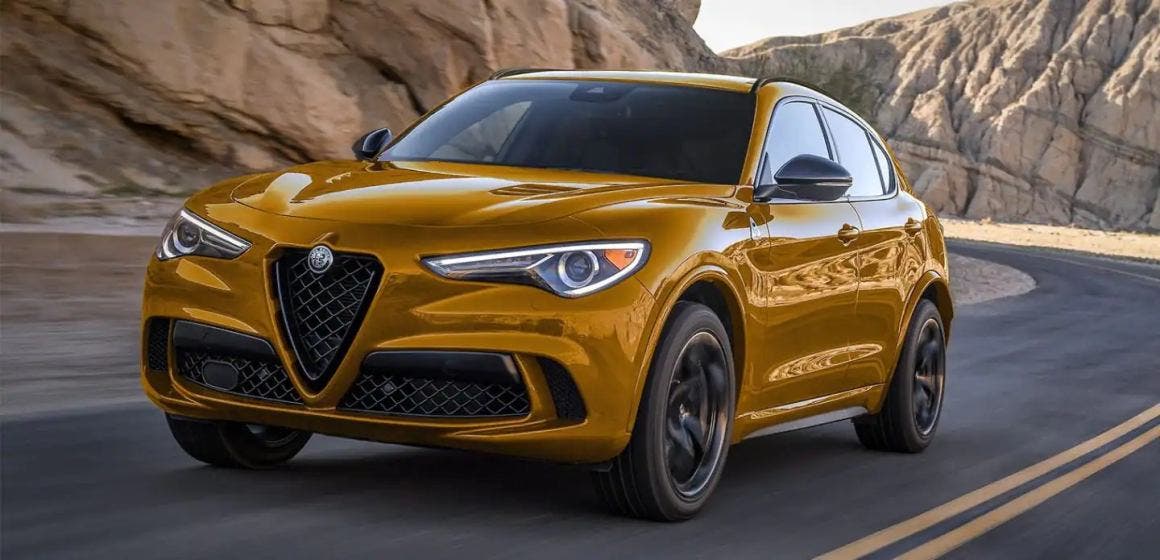 2023-Alfa-Romeo-Stelvio