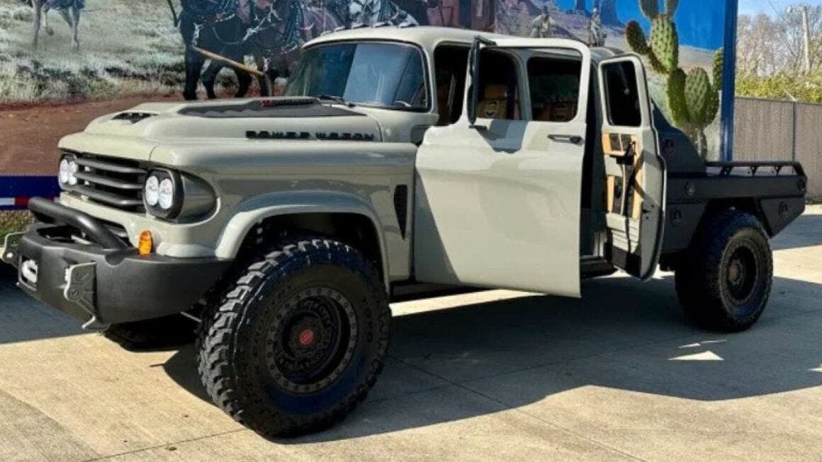 Dodge Power Wagon SWEAT