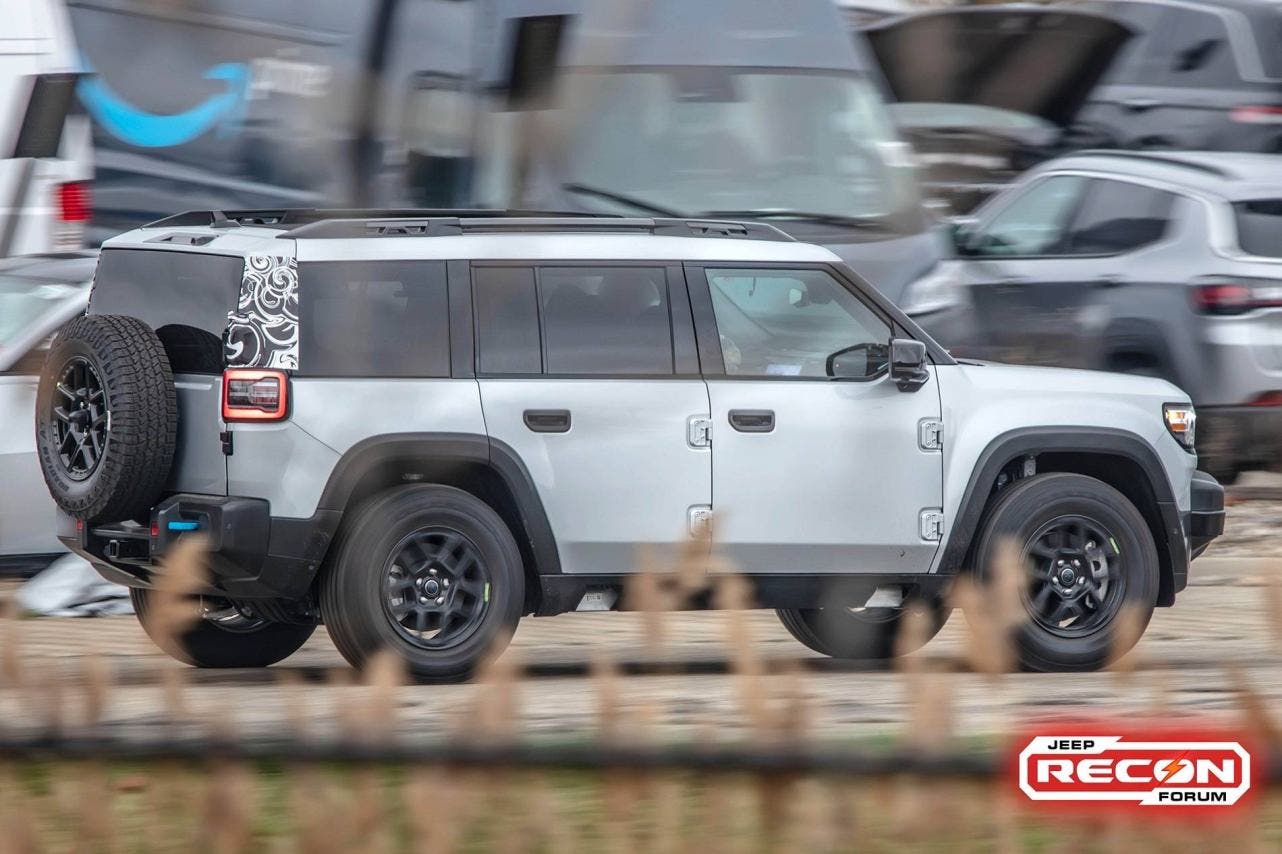 Jeep Recon 2025 test