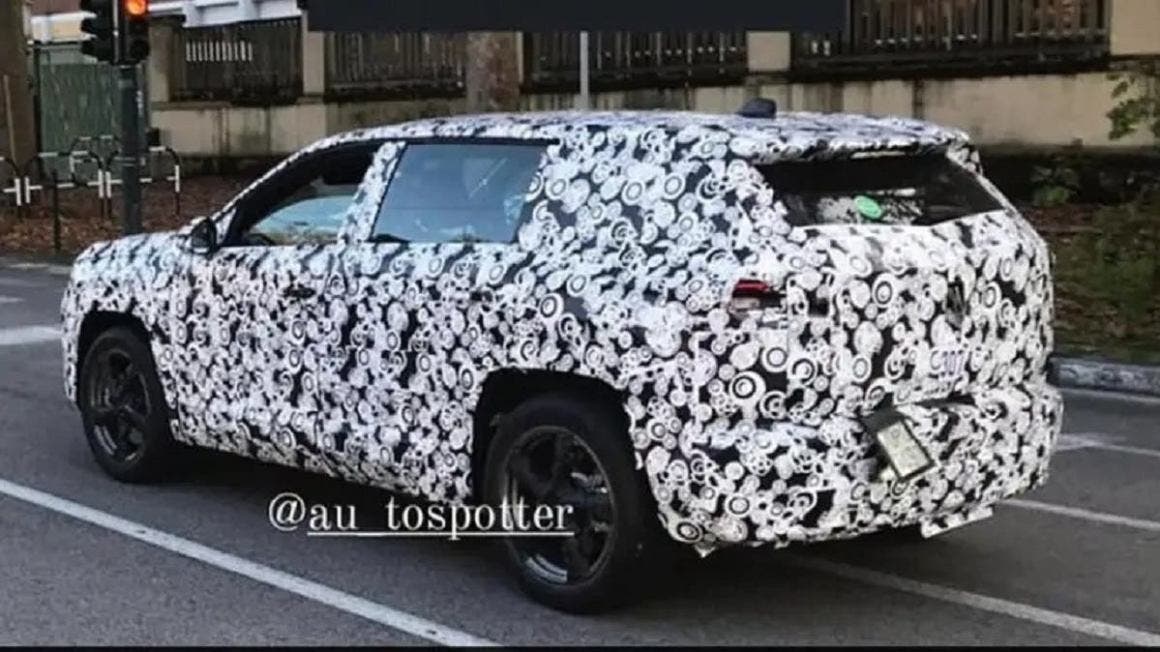 New Jeep Compass spy photo