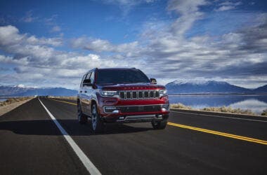 Jeep Wagoneer