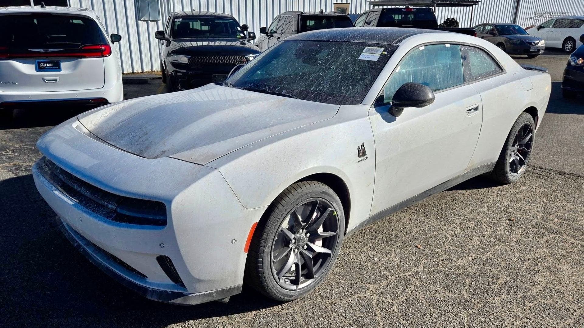 Allelectric 2024 Dodge Charger Daytona finally hits dealer showrooms