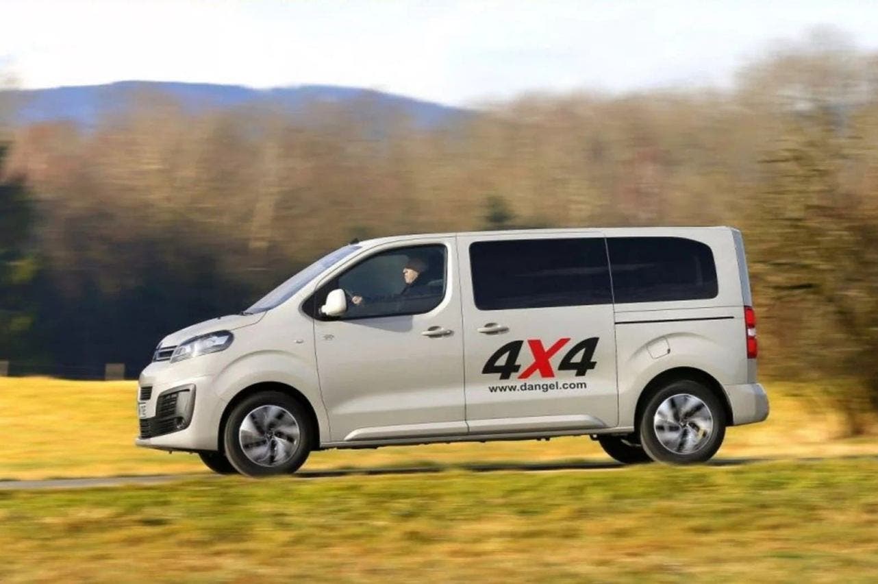 Opel Combo 4x4 Dangel Stellantis