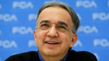 Marchionne avverte Apple di non fare auto da sola