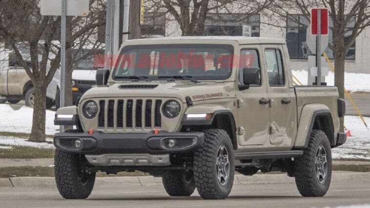 Jeep Gladiator Sand Runner foto spia